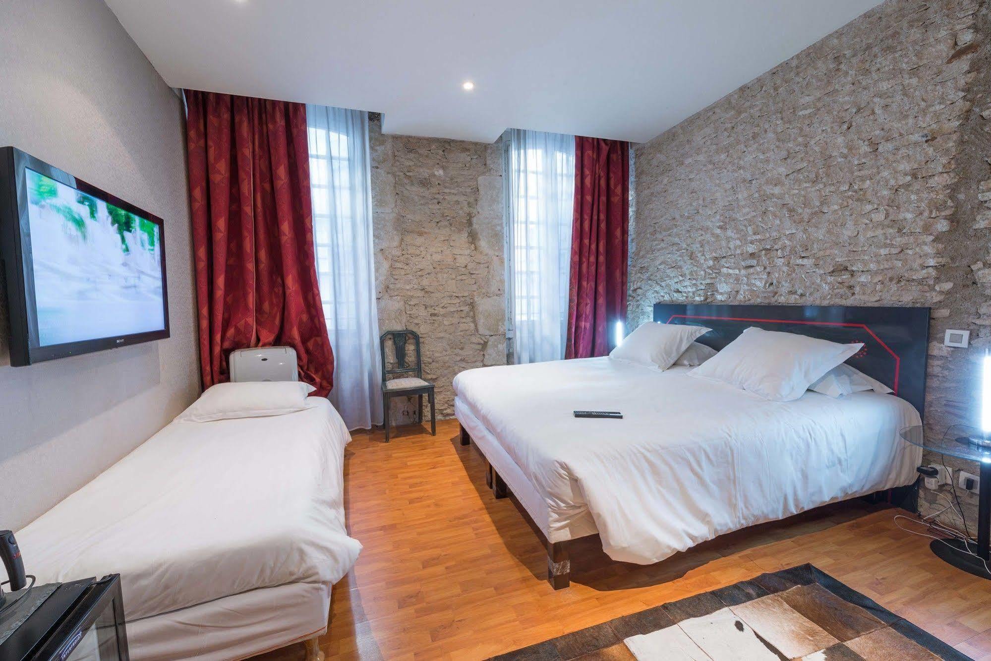 Europe Hotel กัสทร์ ภายนอก รูปภาพ