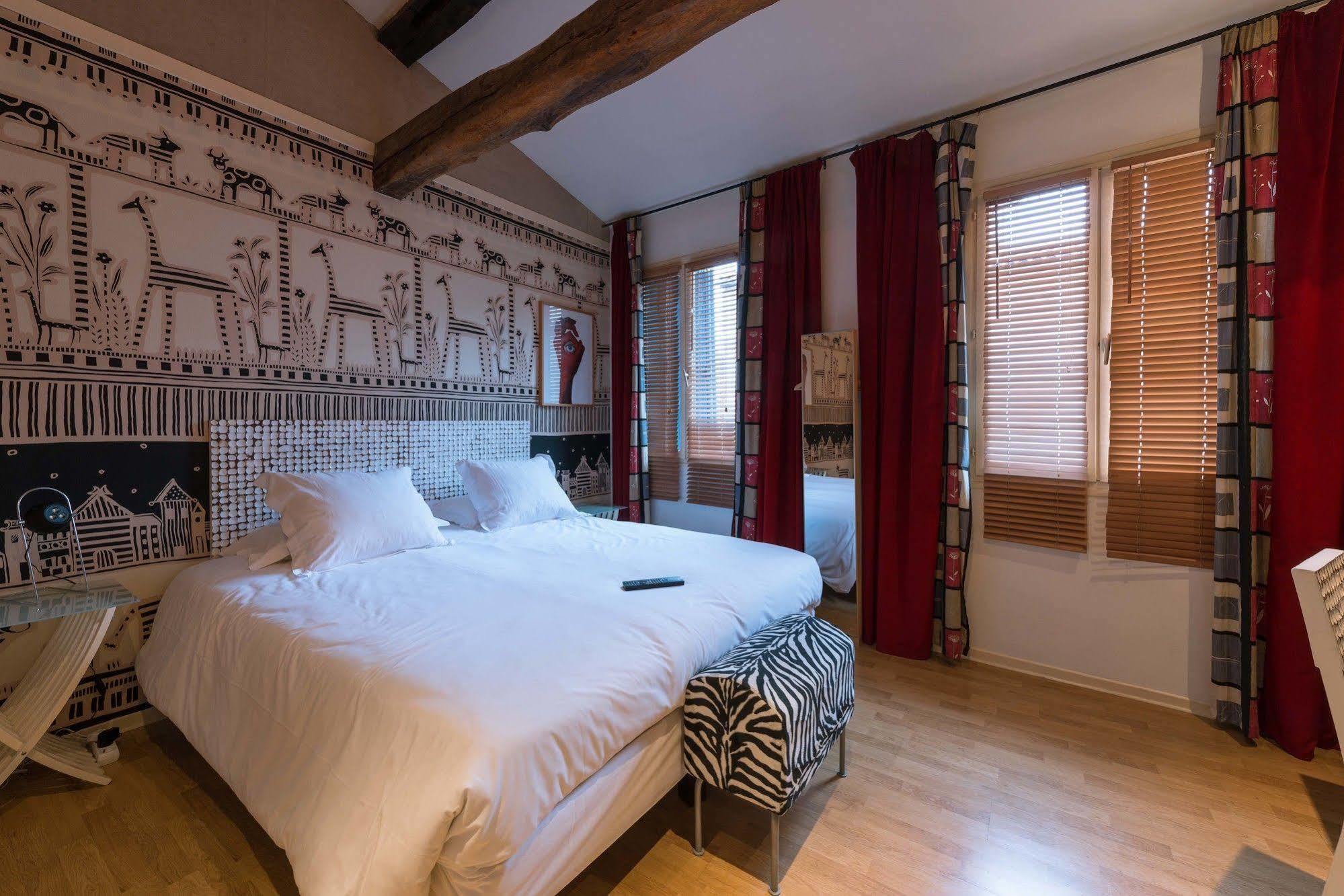 Europe Hotel กัสทร์ ภายนอก รูปภาพ